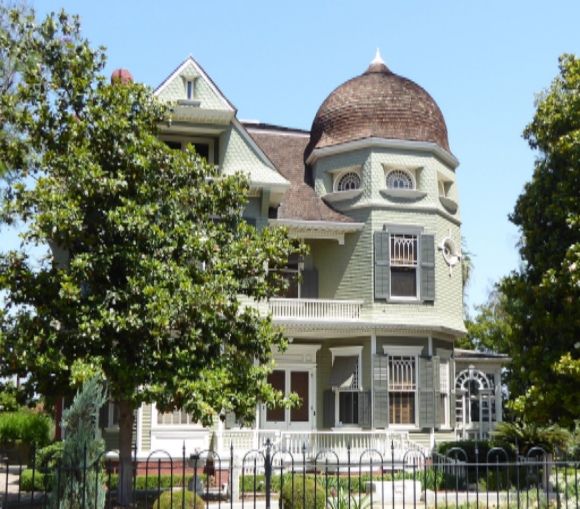 Riverside Heritage House (Photo Diary)